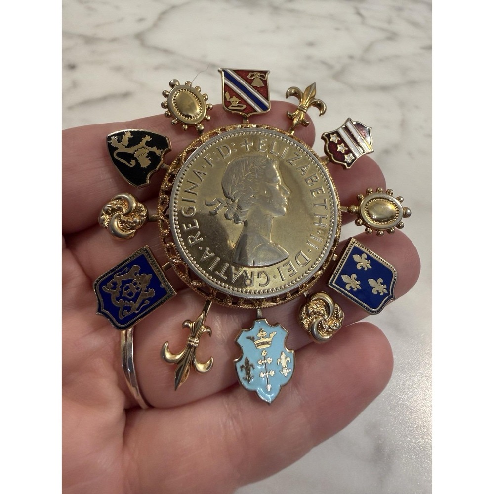 Vintage Queen Elizabeth II Replica Coin Enamel Stick Pin Heraldic Crest Brooch